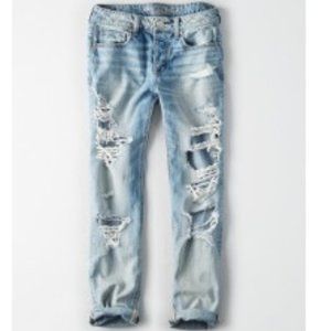 American Eagle Tomgirl Denim Jeans in Classic Vintage Destory Sz 2R